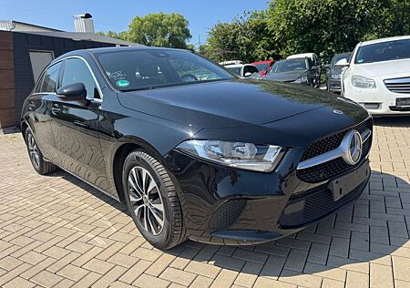 Mercedes-Benz A 180 d Navi Teilleder Alu EUR 6