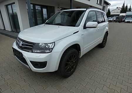 Suzuki Grand Vitara 1.9 DDIS X 30 4x4 Allrad Navi AHK