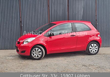 Toyota Yaris Cool (Nr. 064)