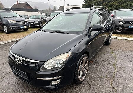 Hyundai i30 CW 1.4 Lounge *1-Hand+Klima+Euro4*