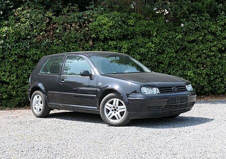 VW Golf Volkswagen 1.6 FSI Highline*Recaro-Ledersitze*Klima*