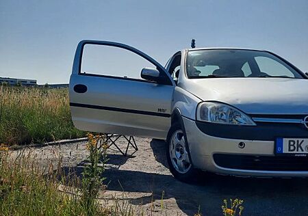 Opel Corsa 1.2 -