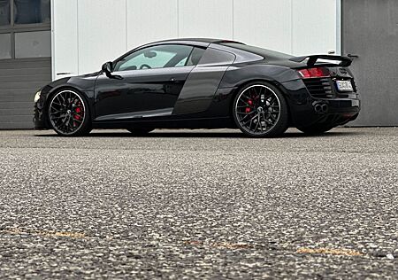 Audi R8 4.2 FSI R tronic quattro -