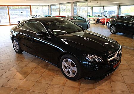 Mercedes-Benz E 200 Coupe *Sonderlack+2. Hand+Top*