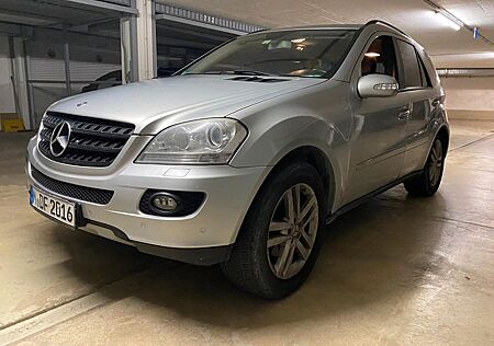 Mercedes-Benz ML 320 CDI 4MATIC -Tüv06,27