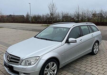 Mercedes-Benz C 200 CGI BlueEFFICIENCY AVANTG. Autom. AVAN...