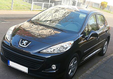 Peugeot 207 Urban Move 95 VTi Urban Move**Panoramadach**