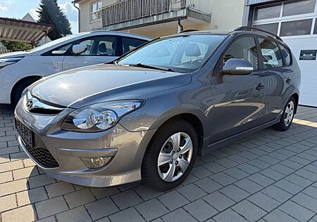 Hyundai i30 CW 1.4 UEFA EURO 2012 Edition Klima