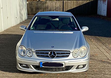 Mercedes-Benz CLK 200 KOMPRESSOR ELEGANCE*AUTOMATIK*KLIMAXENON