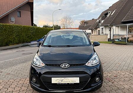 Hyundai i10 1.0 *TÜV NEU*SHZ*LENKRAD HEIZ*8xBEREIFT*