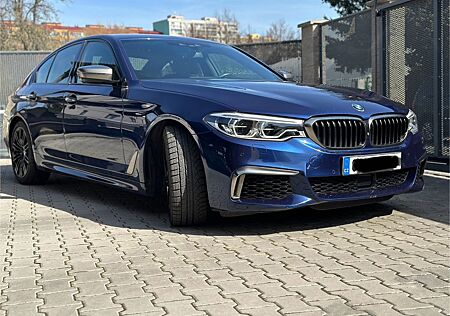 BMW 550 M550xi 4.4 v8