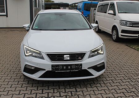 Seat Leon ST FR*LEDER*NAVI*ALU*AHK*PDC*LED*