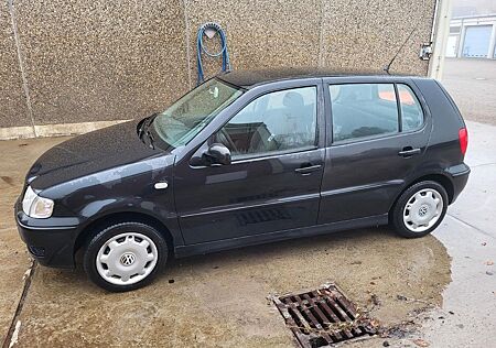VW Polo Volkswagen 1.4 44kW Basis Basis