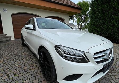 Mercedes-Benz C 300 C300 Autom.Sonderlack,SEHR GEPFLEGT,Kamera