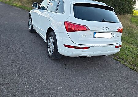 Audi Q5 2.0 TDI quattro -