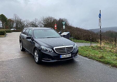 Mercedes-Benz E 350 BlueTEC 4MATIC T -