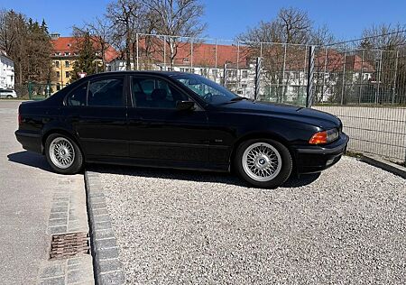 BMW 528i Dark Shadow Line LPG Gasanlage