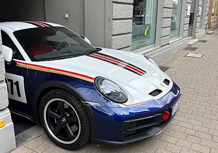 Porsche 992 Dakar