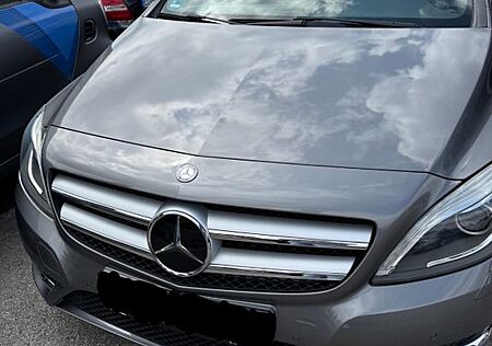 Mercedes-Benz B 180 - Bixexon, sportpaket, AHK,NAVI RÜCKKAMERA