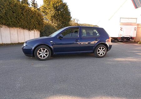 VW Golf Volkswagen IV Lim. Basis
