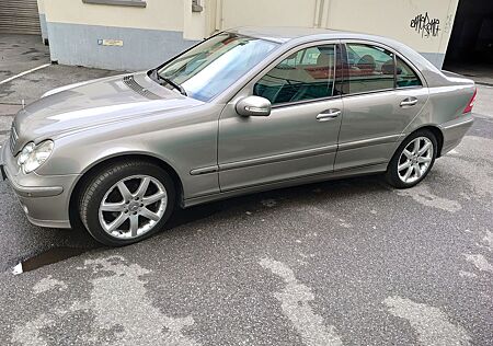 Mercedes-Benz C 200 Kompressor Elegance Automatik Bestzustand