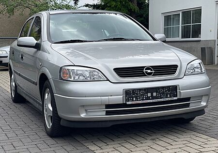 Opel Astra G 1.Hand
