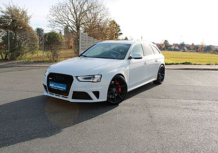 Audi RS4 Avant 4.2 FSI quattro RS-Aga 20"Alu Bang&Olu