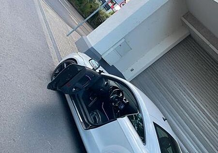Audi TT Coupe 2.0 TFSI S tronic // Kreide