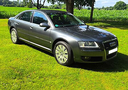 Audi A8 4.2 TDI Tiptronic Quattro Xenon Luft-Fahrwerk