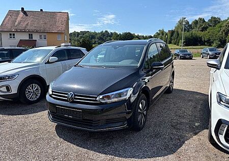 VW Touran Volkswagen MOVE