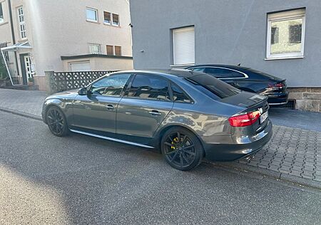 Audi A4 2.0 TDI 140kW clean d. S tr quatt S line ...