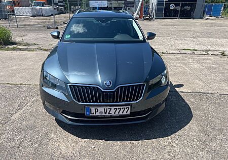 Skoda Superb 2.0 TDI SCR 140kW DSG Ambition Combi ...