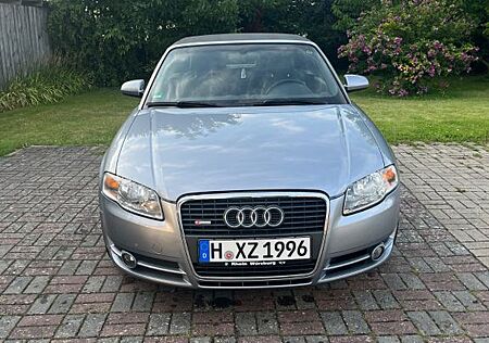 Audi A4 1.8 T Cabriolet S-Line