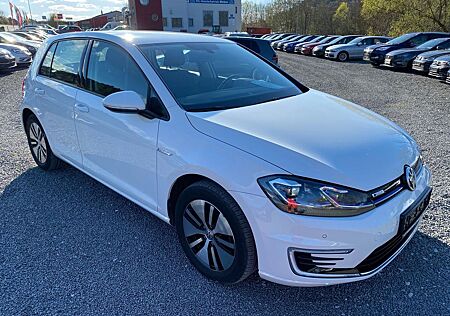 VW Golf Volkswagen VII Lim. e- *Comfortline*100 KW*LED*Nav