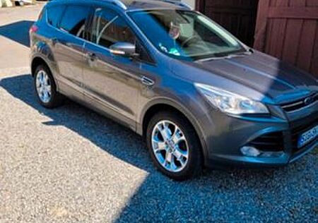 Ford Kuga 2,0 TDCi 4x4 103kW Titanium Titanium