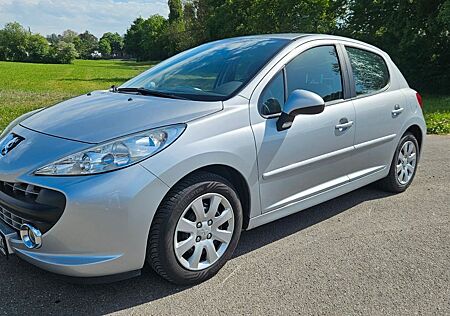 Peugeot 207 Premium 120 VTi Automatik Premium