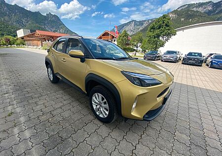 Toyota Yaris Cross 1.5 Hybrid AWD-i,SHZ,R-Cam,App-Co...