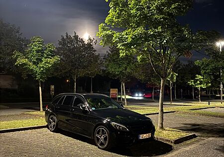 Mercedes-Benz C 250 d 4MATIC T AMG Line Autom. AMG Line