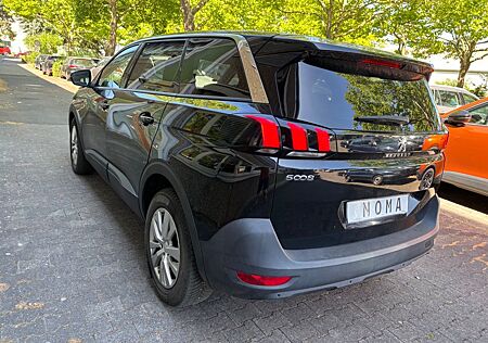 Peugeot 5008 1.5 HDI/DSG/Navi/Alu/Netto 10800