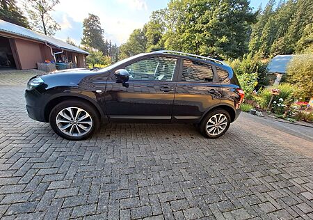 Nissan Qashqai 2.0 ALL-MODE 4x4 360 CVT-M6 Automati...