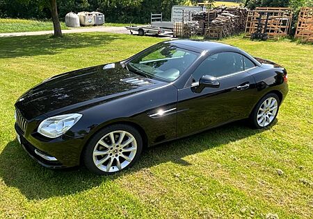 Mercedes-Benz SLK 200 -