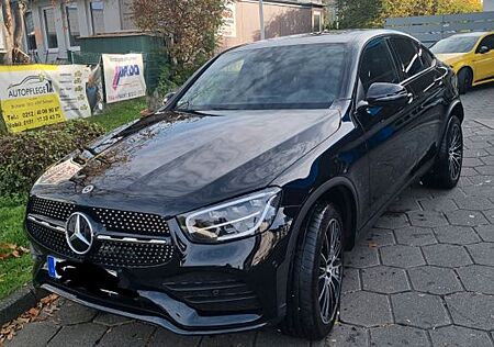 Mercedes-Benz GLC 300 e 4MATIC Coupé Autom. -