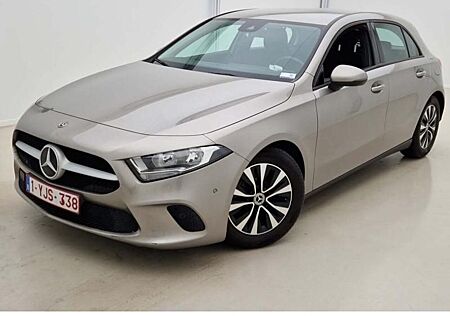 Mercedes-Benz A 180 gebraucht kaufen Mercedes-Benz A 180 d Widescreen Navi KeylessGo amera Klima P
