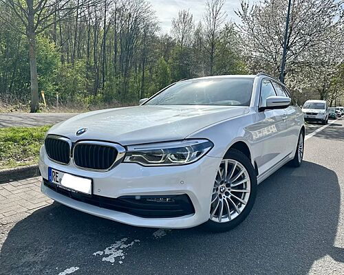 BMW 520i Touring 360 Pano HeadUp Komf.sitz Garantie
