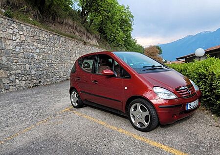 Mercedes-Benz A 170 CDI Elegance Automatic