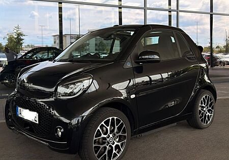 Smart ForTwo cabrio 60kW EQ Batterie TOP!