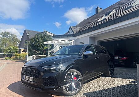 Audi RS Q8 441(600) kW(PS) tiptronic