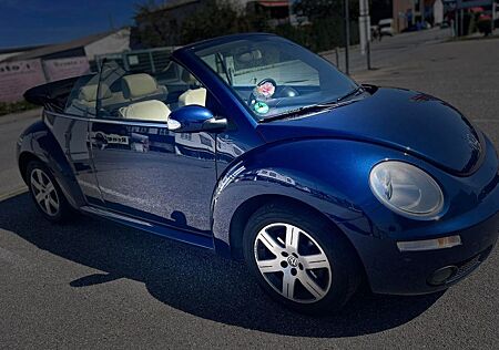 VW New Beetle Volkswagen 2.0 Cabriolet -