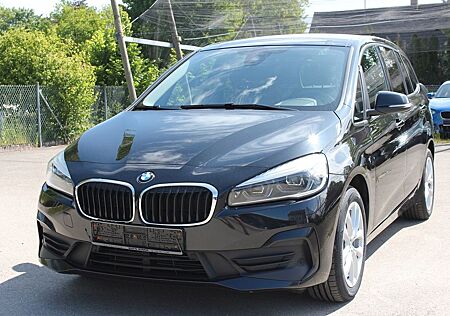 BMW 2er 218dA Gran Tourer Sportsitze-AHK-HiFi-Kamera-1Hd