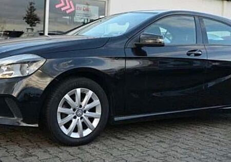 Mercedes-Benz A 180 d -